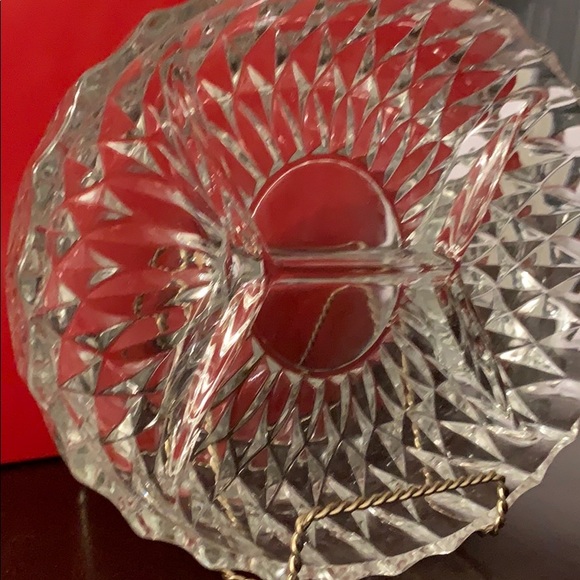 Vintage crystal dish divided into 4 sections - Picture 3 of 3